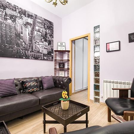 Charming Tirso De Molina I Appartement Madrid Buitenkant foto