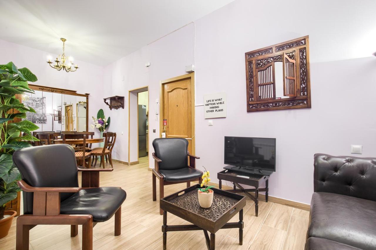 Charming Tirso De Molina I Appartement Madrid Buitenkant foto